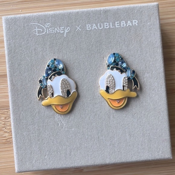 Brand New Disney x BaubleBar Donald Duck Sparkly Blue Hat Post Earrings - Picture 4 of 16